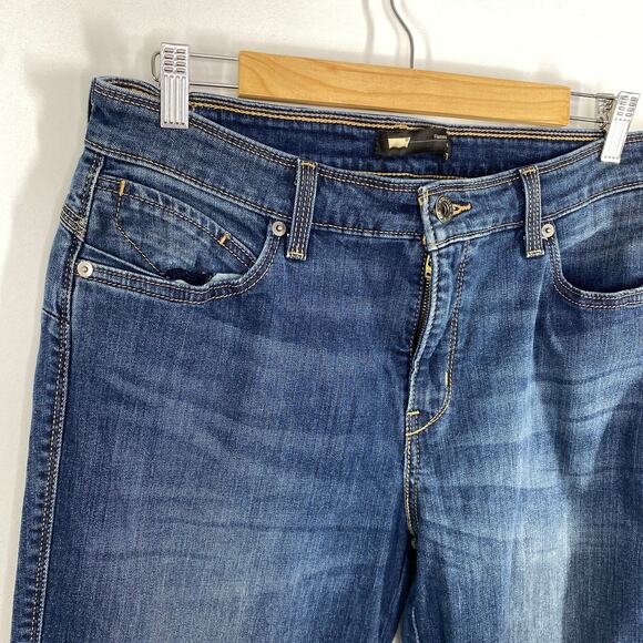 Levi's Flatters & Flaunts Skinny Leg Dark Wash Blue Jeans Womens Size 14 32 x 32 - Picture 5 of 11
